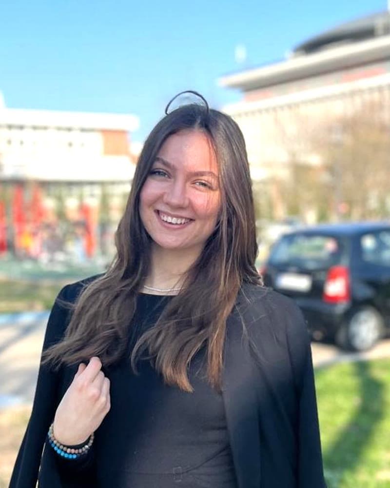Lucia Ghiță, Profesor de matematică la Up for Learning